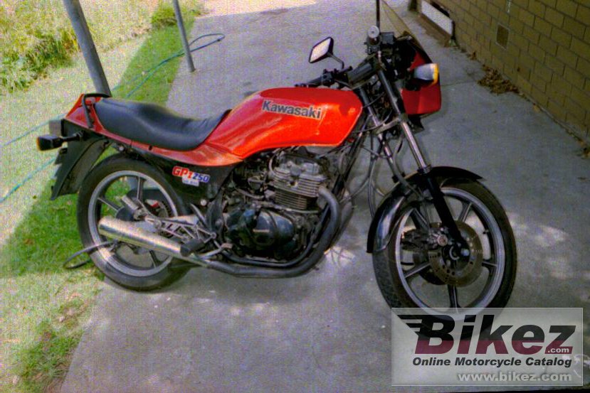 Big  gpz 250 belt drive picture and wallpaper from Bikez.com